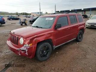 2010 Jeep Patriot Sport z VIN 1J4NF2GB2AD570206, wystawiony jako Copart lot #55300075 z przebiegiem 125 012 mil mil oraz Szkoda całkowita • Salvage title. Historia ofert i sprzedaży dostępna na DreamBid. Obrazek 1.