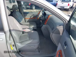 2008 Toyota Sienna XLE with VIN 5TDZK22C18S161339, listed as a IAAI auction lot 41449450 with 202,512 mi miles. Bid and sale history available at carsss.com. Image 5.