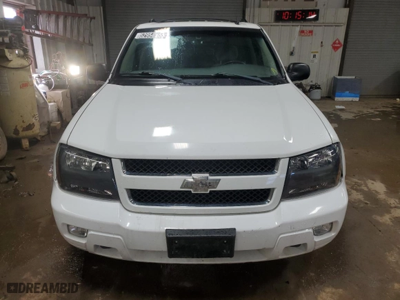 2007 Chevrolet TrailBlazer LT with VIN 1GNDT13S772261630, listed as a Copart auction lot 52954755 with 142,990 mi miles and Clean Title. Bid and sale history available at carsss.com. Image 5.