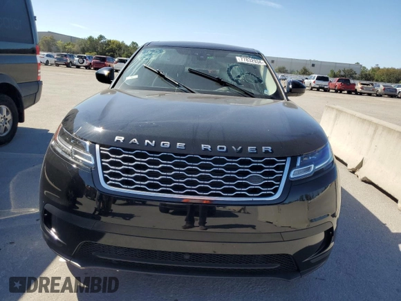 2018 Land Rover Range Rover Velar with VIN SALYA2RX0JA747825, listed as a Copart auction lot 77832934 with 91,846 mi miles and Clean Title. Bid and sale history available at carsss.com. Image 5.