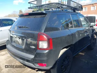 2014 Jeep Compass Latitude with VIN 1C4NJDEB2ED626380, listed as a IAAI auction lot 41675908 with 90,153 mi miles. Bid and sale history available at carsss.com. Image 4.