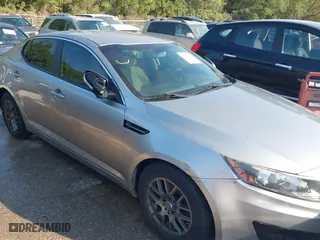2011 Kia Optima LX with VIN KNAGM4A75B5127965, listed as a IAAI auction lot 40544326 with 207,760 mi miles. Bid and sale history available at carsss.com. Image 6.