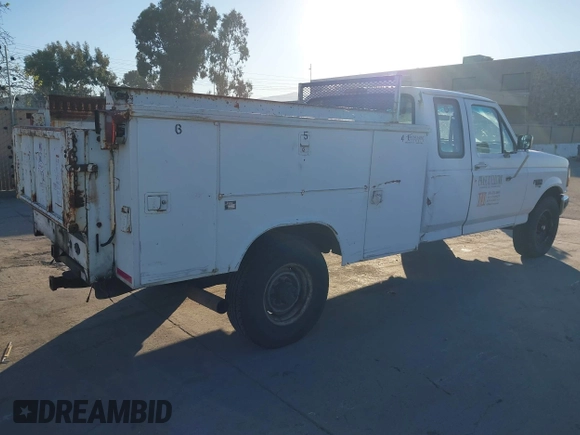1997 Ford F-250 with VIN 1FTHX25F6VEB42547, listed as a IAAI auction lot 41883987 with 306,882 mi miles and . Bid and sale history available at DreamBid. Image 4.
