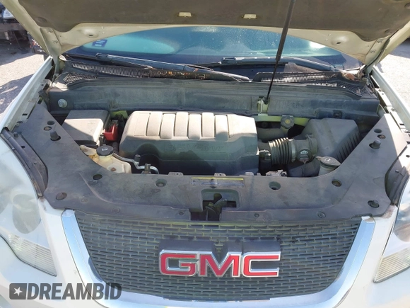 2008 GMC Acadia SLT1 with VIN 1GKER237X8J289351, listed as a IAAI auction lot 41933212 with 197,203 mi miles. Bid and sale history available at carsss.com. Image 10.