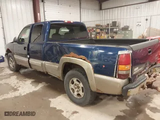 2000 Chevrolet Silverado 1500 LS with VIN 2GCEK19T0Y1274947, listed as a IAAI auction lot 42042066 with 200,262 mi miles. Bid and sale history available at carsss.com. Image 3.