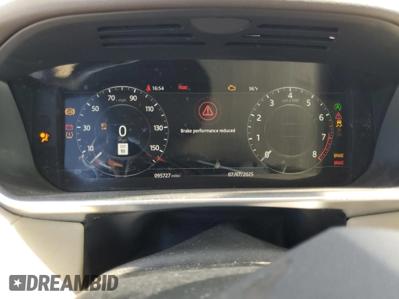 2018 Land Rover Range Rover Sport SE with VIN SALWG2RV9JA401518, listed as a Copart auction lot 63815925 with 95,727 mi miles and Clean title. Bid and sale history available at DreamBid. Image 9.