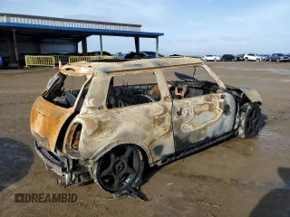 2006 MINI Hardtop z VIN WMWRC33556TJ75968, wystawiony jako Copart lot #85909104 z przebiegiem Nie podano mil oraz Nie do naprawy • Non repairable. Historia ofert i sprzedaży dostępna na DreamBid. Obrazek 3.