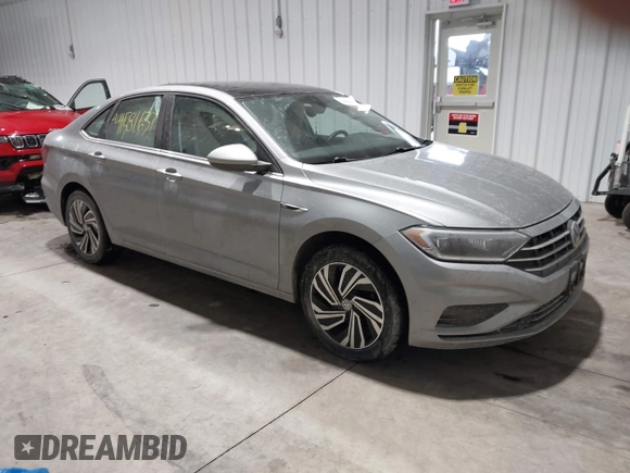 2020 Volkswagen Jetta SEL z VIN 3VWE57BU0LM087350, wystawiony jako IAAI lot #41581637 z przebiegiem 60 528 mil mil oraz . Historia ofert i sprzedaży dostępna na DreamBid. Obrazek 1.