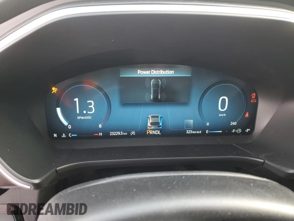2024 Ford Escape Platinum with VIN 1FMCU9JA2RUA94364, listed as a Copart auction lot 44106135 with 23,229 mi miles and Salvage Title. Bid and sale history available at DreamBid. Image 9.