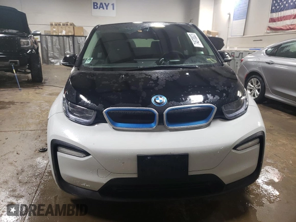 2021 BMW i3 with VIN WBY8P2C09M7J64171, listed as a Copart auction lot 74870823 with 9,815 mi miles. Bid and sale history available at carsss.com. Image 5.