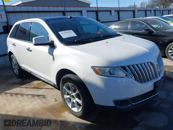 2011 Lincoln MKX with VIN 2LMDJ8JK1BBJ02616, listed as a IAAI auction lot 41255463 with 139,950 mi miles. Bid and sale history available at carsss.com. Image 1.