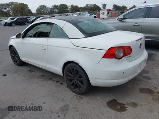 2007 Volkswagen Eos 2.0T with VIN WVWFA71F27V034876, listed as a IAAI auction lot 40732971 with 178,845 mi miles and . Bid and sale history available at DreamBid. Image 3.