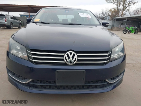 2012 Volkswagen Passat SE w/Sunroof with VIN 1VWBH7A35CC077207, listed as a IAAI auction lot 41351317 with 136,904 mi miles. Bid and sale history available at carsss.com. Image 12.