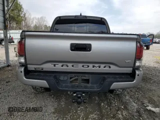 2020 Toyota Tacoma SR5 z VIN 3TMCZ5AN7LM308097, wystawiony jako Copart lot #48548315 z przebiegiem 83 628 mil mil oraz Szkoda całkowita • Salvage title. Historia ofert i sprzedaży dostępna na DreamBid. Obrazek 6.