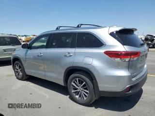 2017 Toyota Highlander XLE with VIN 5TDJZRFH2HS521211, listed as a Copart auction lot 62717825 with 62,380 mi miles and Clean title. Bid and sale history available at DreamBid. Image 2.