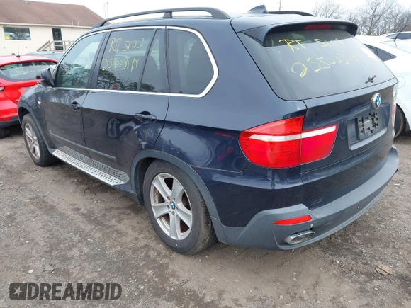 2007 BMW X5 4.8i z VIN 4USFE83547LY64828, wystawiony jako IAAI lot #41896182 z przebiegiem Nie podano mil oraz . Historia ofert i sprzedaży dostępna na DreamBid. Obrazek 3.