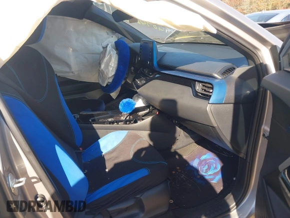 2019 Toyota C-HR XLE with VIN NMTKHMBXXKR069943, listed as a IAAI auction lot 40746144 with 85,713 mi miles and . Bid and sale history available at DreamBid. Image 5.