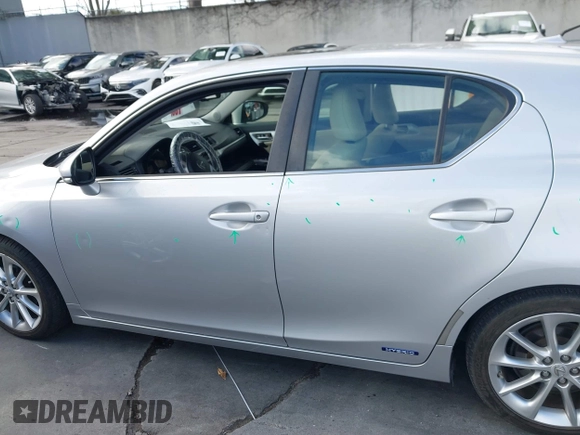 2011 Lexus CT 200h with VIN JTHKD5BH1B2004562, listed as a IAAI auction lot 41586037 with 94,017 mi miles and . Bid and sale history available at DreamBid. Image 15.