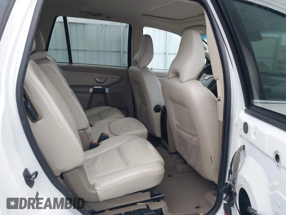 2014 Volvo XC90 with VIN YV4952CZ4E1680532, listed as a IAAI auction lot 40978944 with 94,525 mi miles and . Bid and sale history available at DreamBid. Image 8.