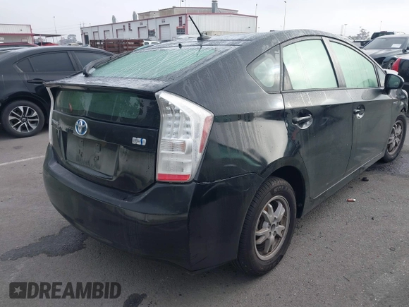 2010 Toyota Prius II with VIN JTDKN3DU7A1286319, listed as a IAAI auction lot 41812718 with 201,982 mi miles. Bid and sale history available at carsss.com. Image 4.
