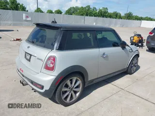 2013 MINI Hardtop S with VIN WMWSV3C54DT476756, listed as a IAAI auction lot 42691529 with 130,877 mi miles and . Bid and sale history available at DreamBid. Image 4.