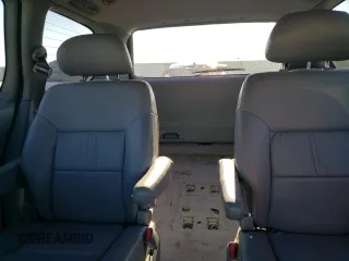 2002 Toyota Sienna LE with VIN 4T3ZF13C12U417417, listed as a Copart auction lot 70251214 with 178,215 mi miles and Clean Title. Bid and sale history available at carsss.com. Image 10.