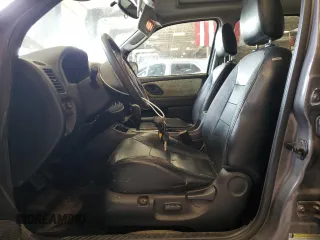 2005 Ford Escape Limited with VIN 1FMCU94125KD16158, listed as a Copart auction lot 62186025 with 213,370 mi miles and Salvage title. Bid and sale history available at DreamBid. Image 7.