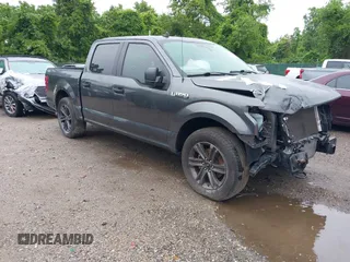 2020 Ford F-150 XL z VIN 1FTEW1CP8LFB80669, wystawiony jako IAAI lot #42334386 z przebiegiem Nie podano mil oraz . Historia ofert i sprzedaży dostępna na DreamBid. Obrazek 1.