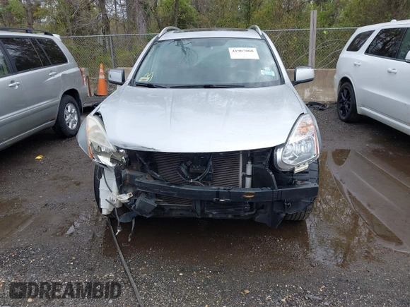 2009 Nissan Rogue SL with VIN JN8AS58T49W057083, listed as a IAAI auction lot 41987000 with 178,797 mi miles and . Bid and sale history available at DreamBid. Image 6.