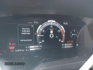 2024 Toyota Tundra Limited z VIN 5TFWA5DB2RX156299, wystawiony jako IAAI lot #42425471 z przebiegiem 41 874 mil mil oraz . Historia ofert i sprzedaży dostępna na DreamBid. Obrazek 15.