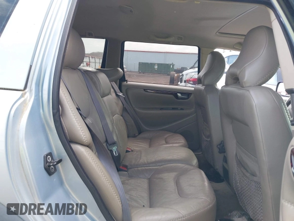 2002 Volvo V70 z VIN YV1SZ58D421080106, wystawiony jako IAAI lot #42338965 z przebiegiem 214 739 mil mil oraz . Historia ofert i sprzedaży dostępna na DreamBid. Obrazek 8.
