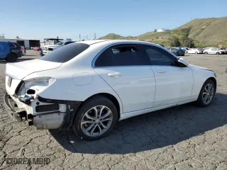 2015 Mercedes-Benz C-Class C 300 with VIN 55SWF4JBXFU054835, listed as a Copart auction lot 52032855 with 71,921 mi miles and Salvage Title. Bid and sale history available at carsss.com. Image 3.