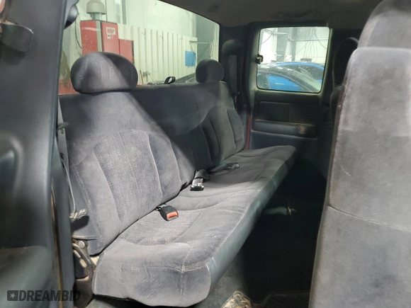 2001 Chevrolet Silverado 1500 LT with VIN 1GCEK19TX1E212461, listed as a Copart auction lot 45410455 with 228,556 mi miles and Clean Title. Bid and sale history available at carsss.com. Image 10.