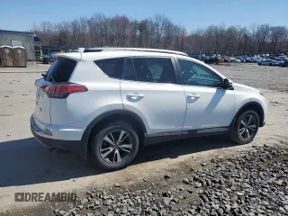 2018 Toyota RAV4 XLE with VIN 2T3RFREV8JW750032, listed as a Copart auction lot 53676475 with Not Provided miles and Salvage Title. Bid and sale history available at DreamBid. Image 3.