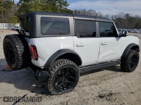 2022 Ford Bronco with VIN 1FMEE5DP0NLA95804, listed as a Copart auction lot 41289944 with 21,936 mi miles. Bid and sale history available at carsss.com. Image 3.
