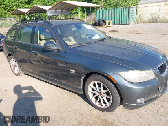2010 BMW 3 Series 328i xDrive with VIN WBAUU3C50AA540956, listed as a IAAI auction lot 42209858 with 143,744 mi miles and . Bid and sale history available at DreamBid. Image 1.