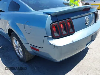 2007 Ford Mustang Deluxe с VIN 1ZVFT80N775363725, выставлен на аукционе IAAI как лот 42544069 с пробегом 200 300 миль миль и . История ставок и продаж доступна на DreamBid. Изображение 6.