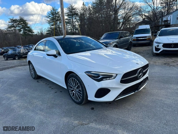 2025 Mercedes-Benz CLA with VIN W1K5J4HB3SN527722, listed as a Copart auction lot 83120424 with 447 mi miles and Clean Title. Bid and sale history available at carsss.com. Image 4.
