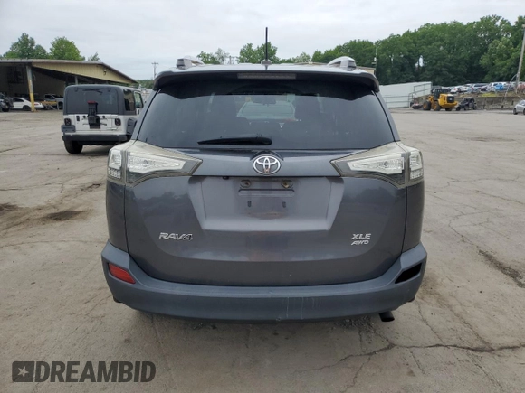 2013 Toyota RAV4 XLE z VIN 2T3RFREV2DW014868, wystawiony jako Copart lot #62526435 z przebiegiem 245 920 mil mil oraz Szkoda całkowita • Salvage title. Historia ofert i sprzedaży dostępna na DreamBid. Obrazek 6.