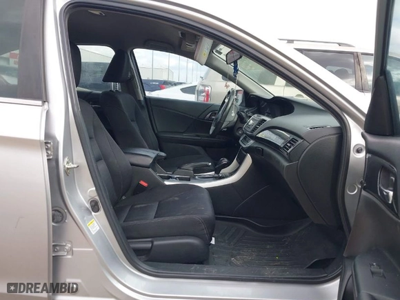 2014 Honda Accord Sedan Sport with VIN 1HGCR2F52EA183518, listed as a IAAI auction lot 41507045 with 174,694 mi miles. Bid and sale history available at carsss.com. Image 5.