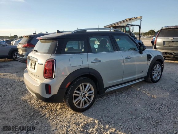 2022 MINI Countryman Cooper with VIN WMZ43BR00N3N70142, listed as a Copart auction lot 86846004 with 38,921 mi miles and Clean Title. Bid and sale history available at carsss.com. Image 3.