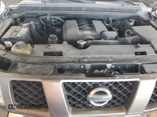 2006 Nissan Armada LE z VIN 5N1AA08A16N735303, wystawiony jako Copart lot #48530375 z przebiegiem 205 052 mil mil oraz Szkoda całkowita • Salvage title. Historia ofert i sprzedaży dostępna na DreamBid. Obrazek 13.