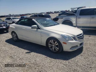 2012 Mercedes-Benz E 350 with VIN WDDKK5KF0CF139358, listed as a Copart auction lot 53381795 with 86,589 mi miles and Salvage Title. Bid and sale history available at DreamBid. Image 4.