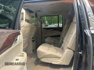 2015 Cadillac Escalade ESV Premium z VIN 1GYS4JKJ1FR272533, wystawiony jako IAAI lot #42461108 z przebiegiem 227 892 mil mil oraz . Historia ofert i sprzedaży dostępna na DreamBid. Obrazek 8.