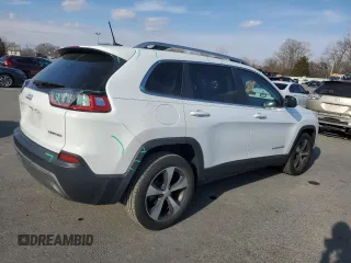 2020 Jeep Cherokee Limited with VIN 1C4PJLDB8LD631830, listed as a Copart auction lot 47124705 with 38,276 mi miles and Salvage Title. Bid and sale history available at carsss.com. Image 3.