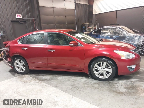 2014 Nissan Altima S with VIN 1N4AL3AP0EN347207, listed as a IAAI auction lot 42029532 with 28,324 mi miles and . Bid and sale history available at carsss.com. Image 13.