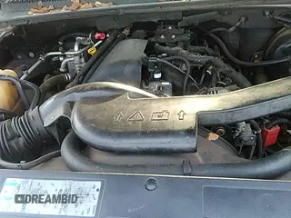 2001 GMC Yukon XL z VIN 1GKFK66U11J146120, wystawiony jako IAAI lot #42692004 z przebiegiem 232 138 mil mil oraz . Historia ofert i sprzedaży dostępna na DreamBid. Obrazek 12.