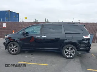 2018 Toyota Sienna SE with VIN 5TDXZ3DC0JS939237, listed as a IAAI auction lot 42249086 with 79,210 mi miles and . Bid and sale history available at DreamBid. Image 14.