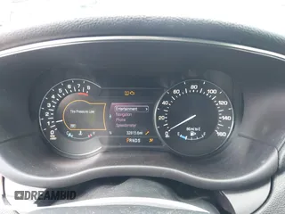 2017 Lincoln MKC Reserve with VIN 5LMCJ3C95HUL54101, listed as a IAAI auction lot 42272528 with 32,815 mi miles and . Bid and sale history available at DreamBid. Image 7.