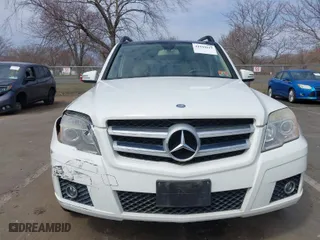 2011 Mercedes-Benz GLK-Class GLK 350 with VIN WDCGG8HB3BF527152, listed as a IAAI auction lot 41919617 with 125,456 mi miles. Bid and sale history available at carsss.com. Image 6.